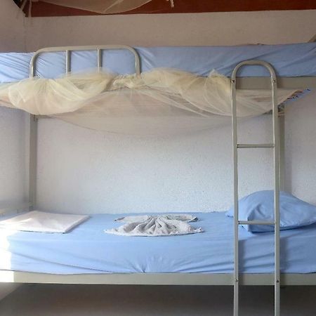 Atauro Dive Resort Backpackers Hostel Beloi ภายนอก รูปภาพ